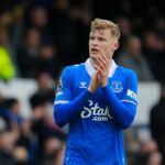 Branthwaite applaude il pubblico