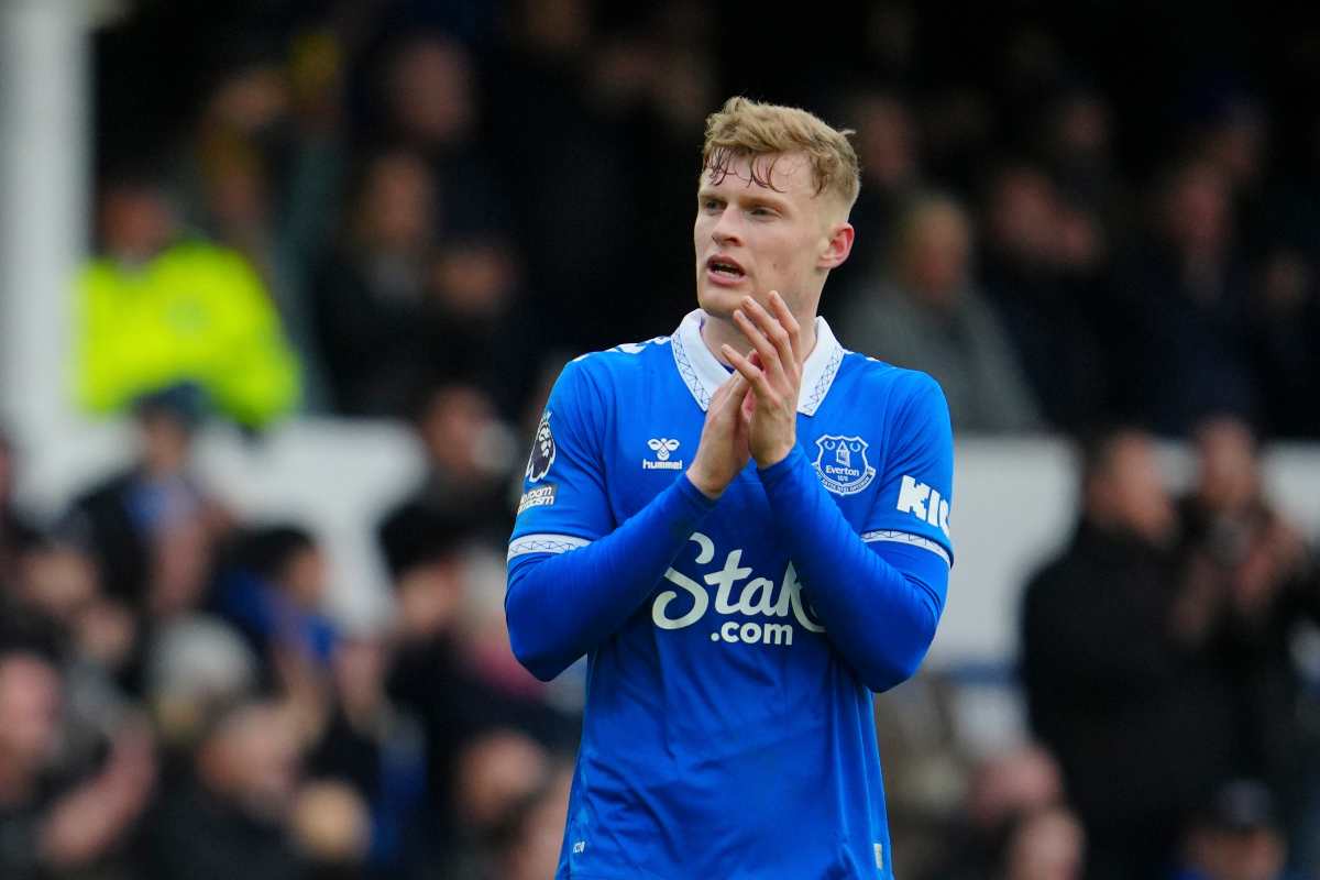 Branthwaite applaude il pubblico